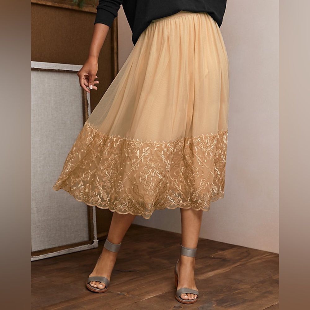 Garnet Hill Prima tulle Skirt Midi Embroidered Size Small 488